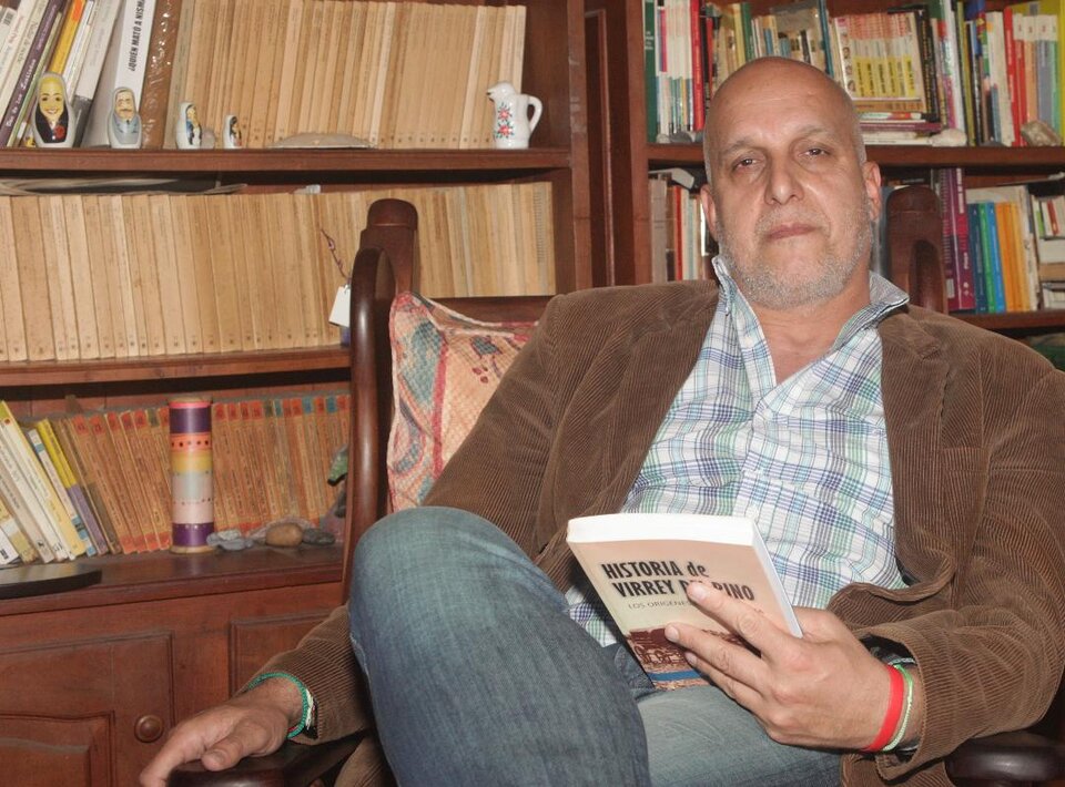 Alejandro Enrique es autor del libro que reconstruye la trayectoria de Delfor Santos Soto.