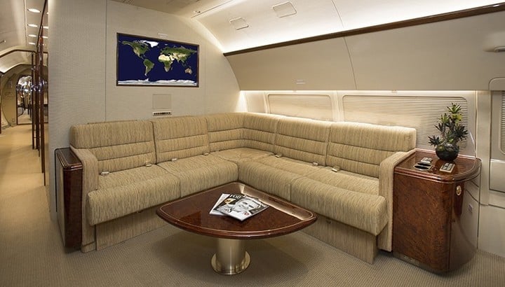 El Tango 01 es un avión modelo 1992 que funcionó como aeronave presidencial hasta 2015.