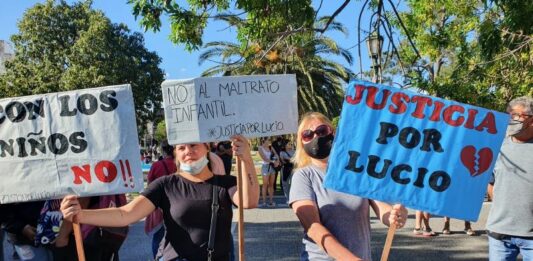 Más de 124 mil personas pidieron que se “condene” a los responsables del crimen de Lucio Dupuy, el niño de 5 años asesinado en su casa materna.