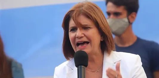 Patricia Bullrich le apuntó al ministro de Economía nacional, Sergio Massa, al asegurar que es “un miniministro”.