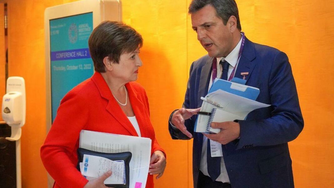 El Gobierno realizará el último pago de intereses al FMI antes de la reanudación de las conversaciones técnicas con el staff del organismo.