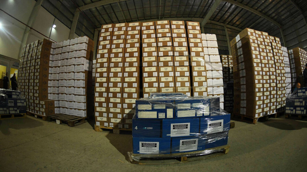 El Gobierno gastará $942 millones en la logística de las elecciones 2023. Qué compras contempla el presupuesto oficial.