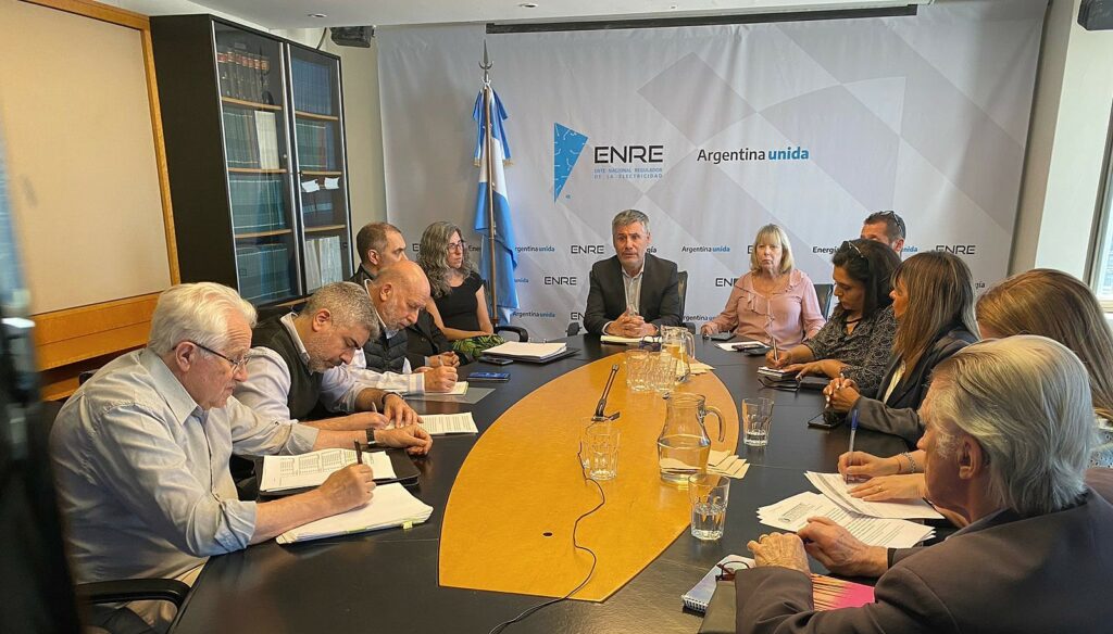 El Ente Nacional Regulador de la Electricidad (ENRE) definirá las nuevas tarifas de la luz.