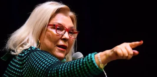 Carrió, quiere denunciar a Alberto Fernández por usar “grupos parapoliciales” para controlar el programa Precios Justos.