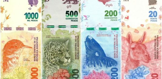 El Gobierno confirmó que existen "conversaciones" para lanzar billetes de mayor denominación. De cuánto serían.