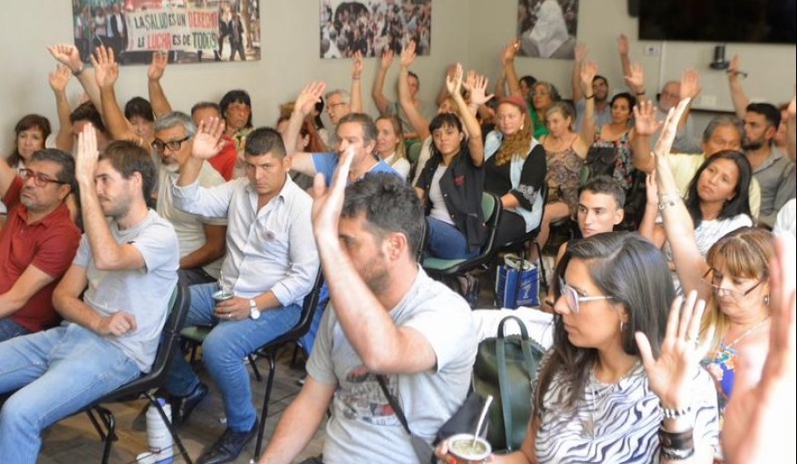 Los médicos bonaerenses resolvieron en asamblea aceptar la propuesta paritaria 2022.