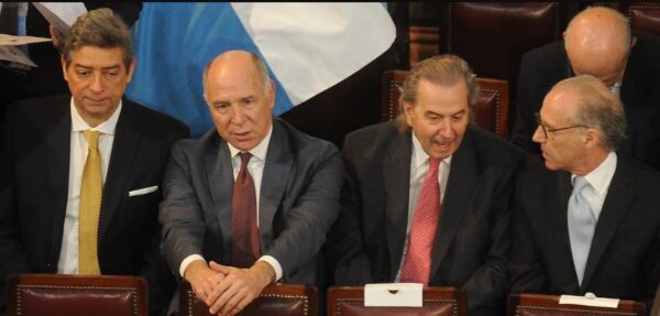Los diputados nacionales del Frente de Todos vienen amagando con la presentación del juicio a la Corte. Ahora, afirman que difinirán el texto “entre hoy y mañana”.