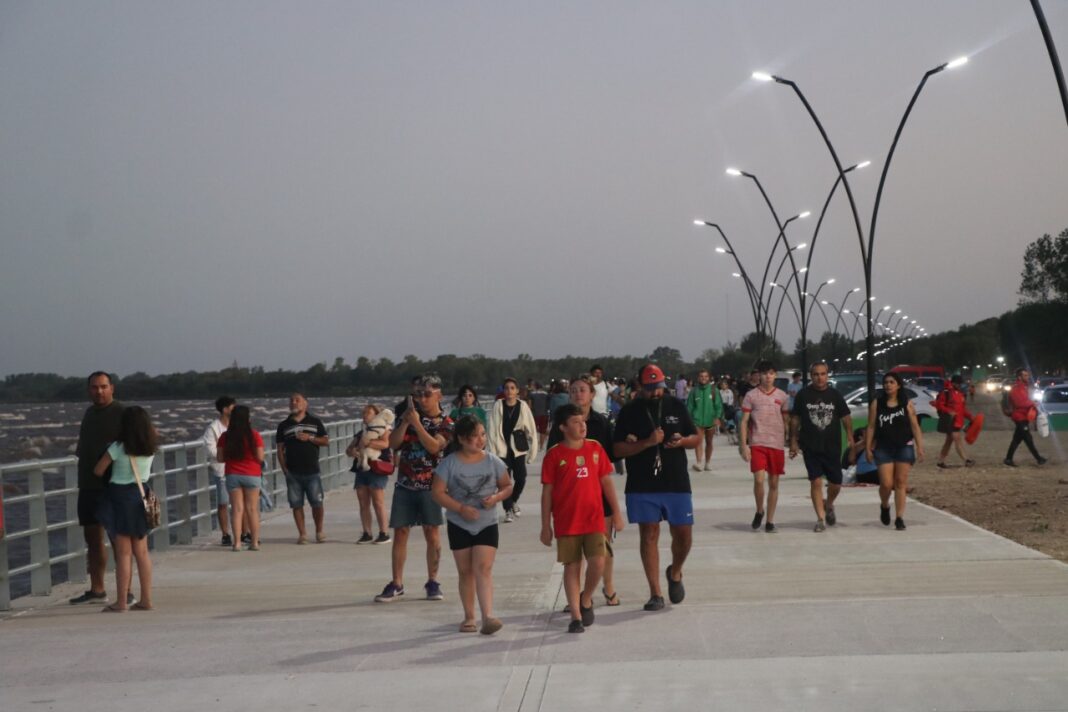 El jueves 12 de enero se habilitará el primer tramo del Paseo Costero de Punta Lara en Ensenada para disfrutar del río con toda la familia.
