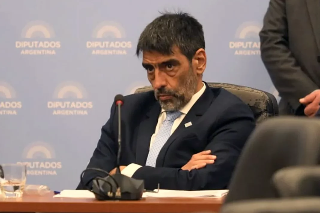 El diputado Tailhade asistió a Comodoro Py, negó cualquier vínculo con el hackeo al teléfono de D’Alessandro y sostuvo que la operación obedece a la interna opositora.