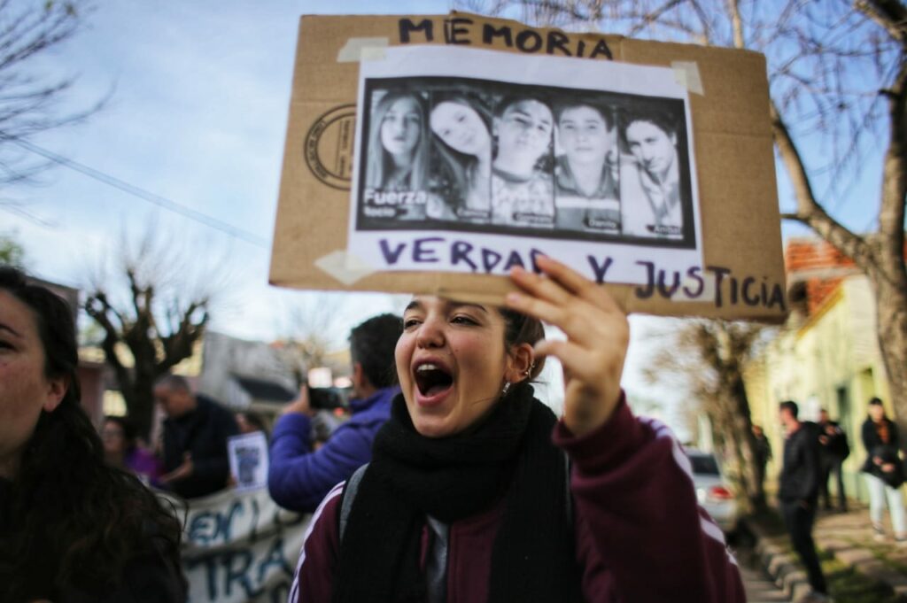 Reclaman que no se archive la causa contra Sandra Mayol por la Masacre de Monte.