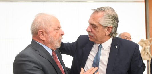 Alberto Fernández y Lula Da Silva mantuvieron una reunión bilateral y acordaron acciones para profundizar los vínculos entre Argentina y Brasil.