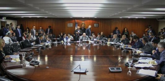 Sin Doñate, tres senadores se convirtieron en consejeros tras la jura en el Consejo de la Magistratura.