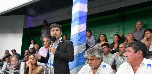 Axel Kicillof afirmó que la gestión del intendente de Mar del Plata, Guillermo Montenegro, "le da la espalda a los trabajadores y sus necesidades”.