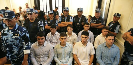 La Cámara de Casación revisó la sentencia en la causa por el crimen de Fernando Báez Sosa, corrigió la calificación y ratificó la condena dictada contra los ocho rugbiers.