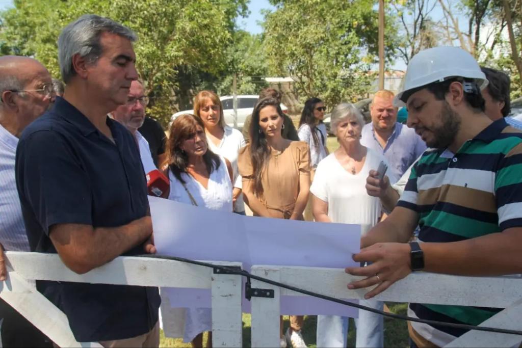 Francisco Paco Durañona durante la recorrida por San Antonio de Areco. 