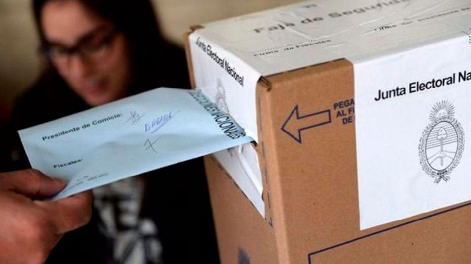 Las fechas tentativas que analiza la Cámara Electoral para el debate presidencial son el 8 de octubre y el 14 de octubre.