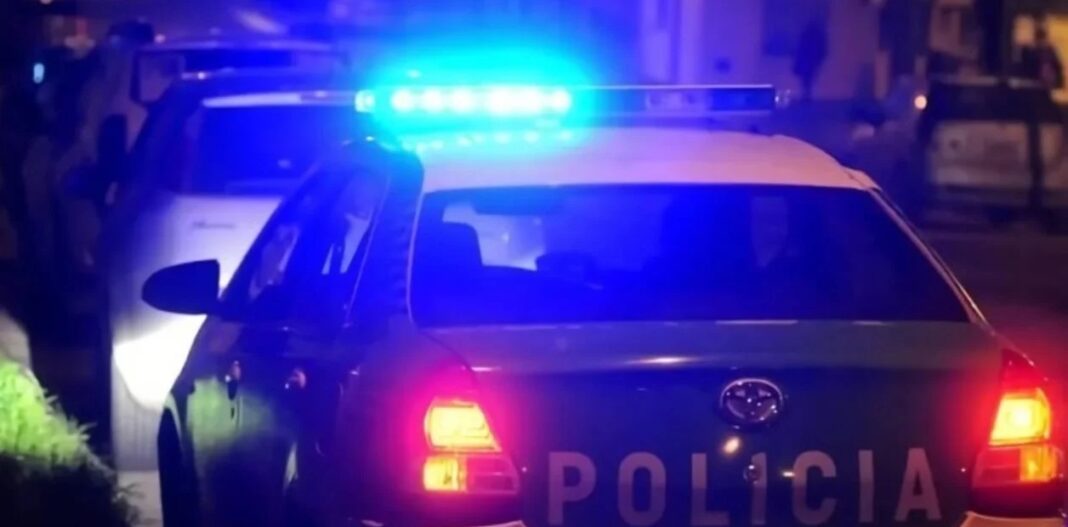 Un efectivo de la Policía Bonaerense mató a balazos a un adolescente de 16 años tras verlo robar una moto en Moreno.
