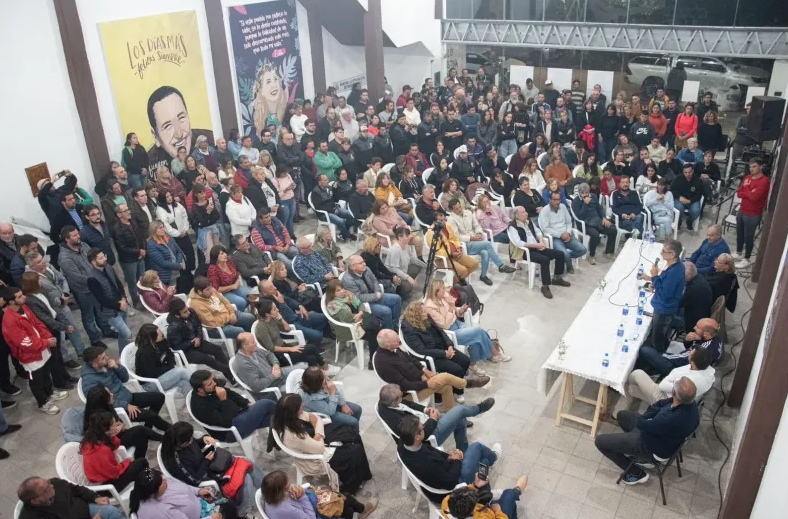 El peronismo bonaerense pidió que Cristina Kirchner sea candidata en un acto masivo