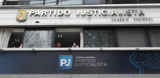 Tras varias horas de deliberación, los 34 integrantes de la mesa política del Frente de Todos difundieron el texto que acordaron. ¿Qué dice?