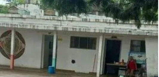 A días del comienzo de las clases, se desmoronó el piso de una escuela en Moreno.