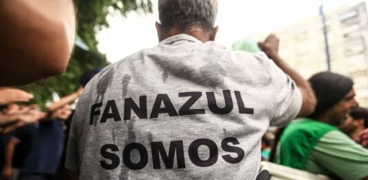 Trabajadores de Fanazul movilizan en contra del desguace de la empresa, luego de