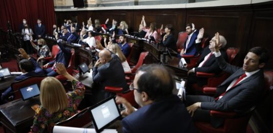 Legisladores bonaerenses de la oposición apuntaron contra la "inoperancia” del Gobierno nacional para controlar la inflación.