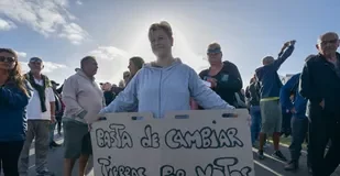 Montenegro cuestionó la cesión de 140 hectáreas del Gobierno nacional a un grupo de militantes de Grabois en Mar del Plata.