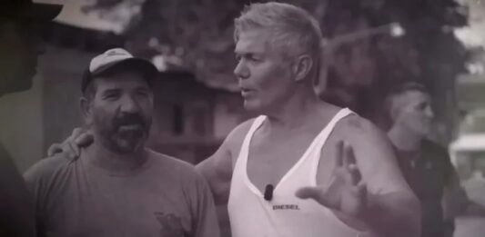 Burlando se niega a disculparse con la familia de Cabezas por aparecer en un spot junto a uno de los asesinos del fotoperiodista.