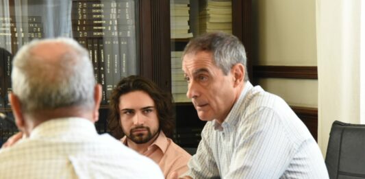 El diputado Claudio Frangul fue el representante de la Legislatura bonaerense en la primera reunión del Observatorio del Agua de La Plata.