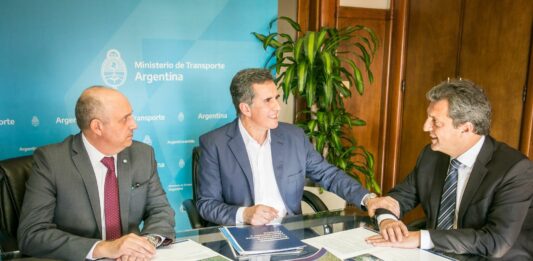 El senador bonaerense del Frente Renovador, Juanci Martínez, valoró el aporte de Massa para lograr el Gasoducto de América, cuya obra tiene un avance del 90%.