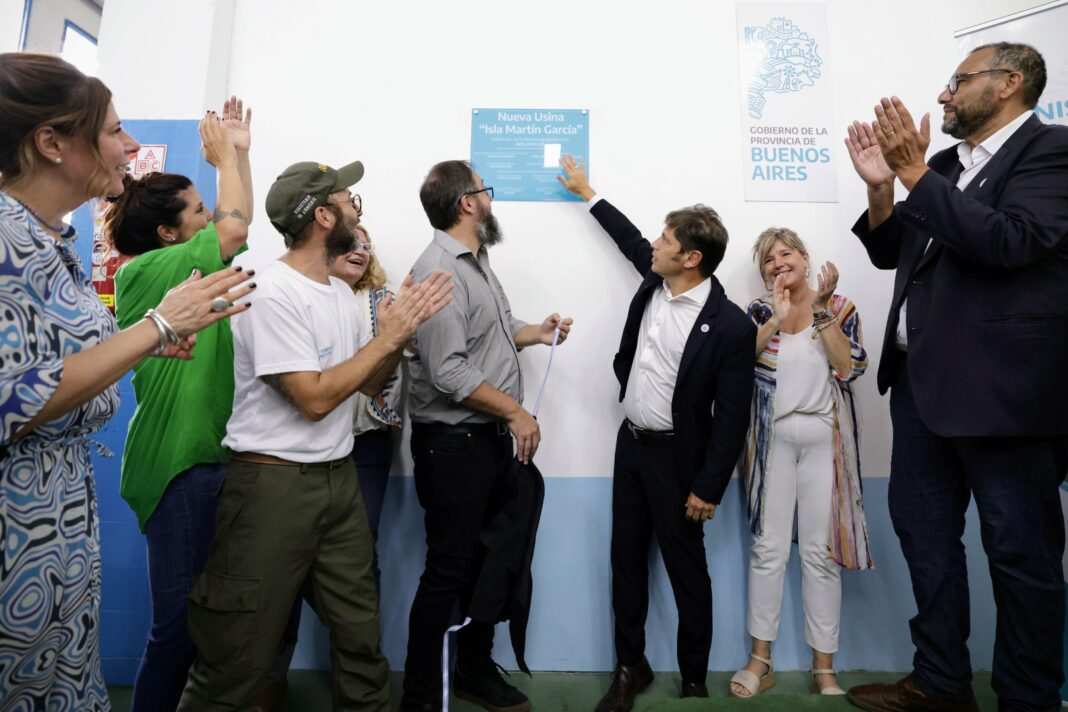Kicillof encabezó inauguraciones en el 209° aniversario de la Isla Martín García