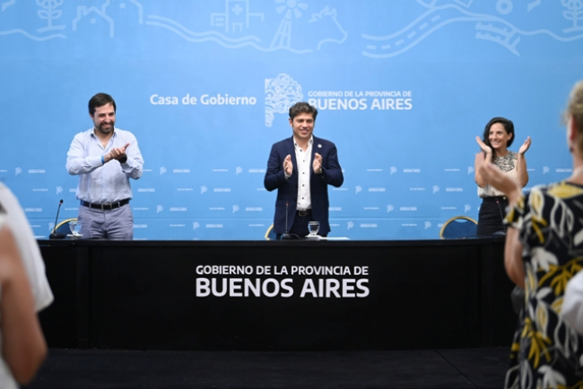 Kicillof anunció la incorporación de los instrumentadores quirúrgicos a la carrera profesional hospitalaria.