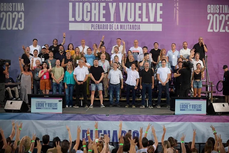  Plenario “Luche y vuelve: Cristina 2023”
