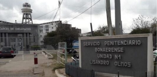 Crece el malestar contra un director de la Unidad Penitenciaria N°1 de Olmos por presuntos maltratos laborales, amenazas y pedidos de traslados compulsivos.