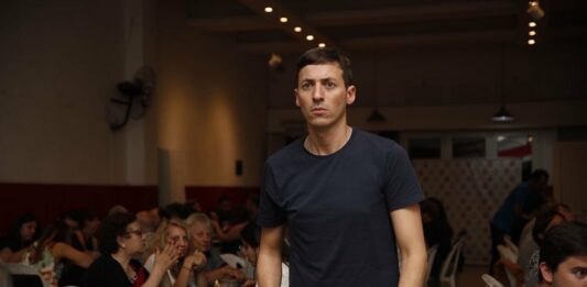 El senador bonaerense de la UCR, Ariel Bordaisco, salió rechazar la posibilidad de una interna abierta para dirimir el candidato a gobernador del radicalismo.