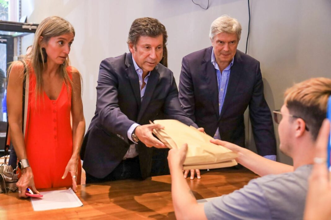 El sector liderado por Gustavo Posse presentó un recurso de amparo por irregularidades en el llamado a la Convención Radical bonaerense para el 3 de junio.
