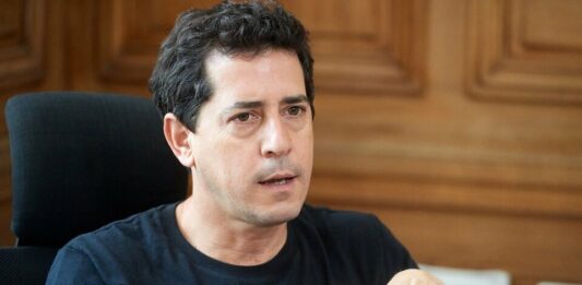 Después de la publicación de los fundamentos de la condena a Cristina Kirchner, de más de 1600 páginas, el kirchnerismo salió a repudiar a la Justicia.