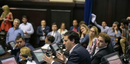 Legisladores bonaerenses de la oposición expresaron su preocupación sobre el avance del narcotráfico en Rosario y exigieron medidas al Gobierno nacional.