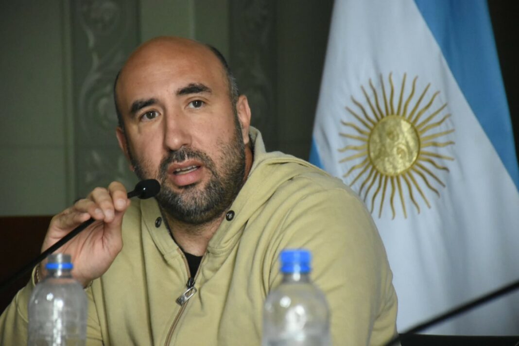 César Valicenti ley de delivery
