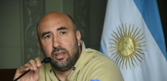César Valicenti ley de delivery