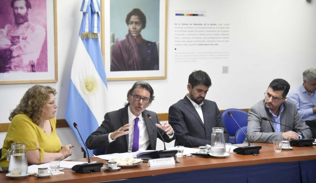 La comisión de Legislación General de la Cámara de Diputados avanza en el debate del proyecto de ley impulsado por el oficialismo, para combatir el lavado de dinero.