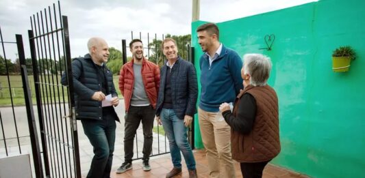 Funcionarios del intendente de Olavarría, Ezequiel Galli enfrenten una causa por la venta ilegal de terrenos y reciben una denuncia por irregularidades en las tarjetas alimentar.