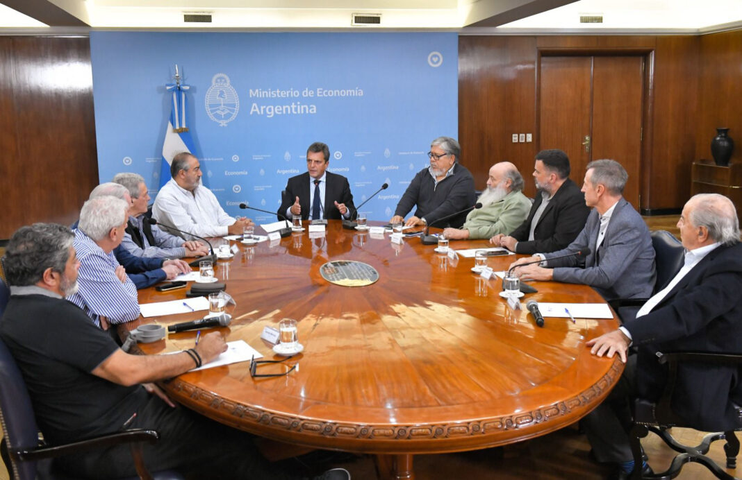 Sergio Massa convocará a un acuerdo de precios y salarios por 90 días.