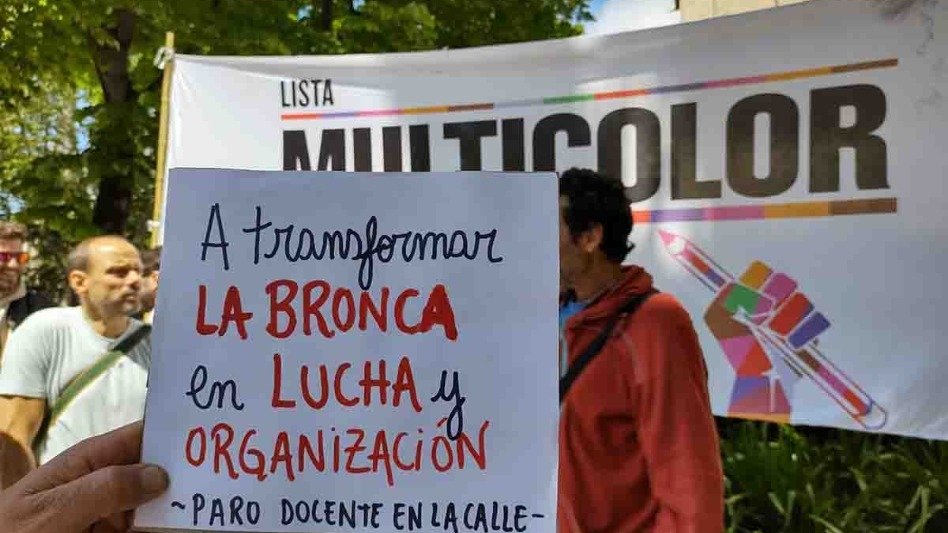 Con un gran porcentaje de acatamiento, cierra la segunda jornada de paro de los docentes bonaerenses, que movilizarán en varios distritos.