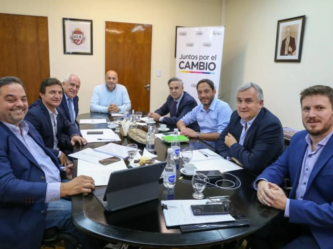 La mesa nacional de Juntos por el Cambio busca una foto de unidad en medio de las internas.