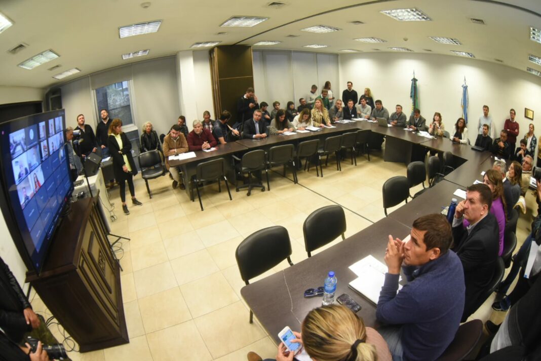 Plenario comisiones apps de delivery