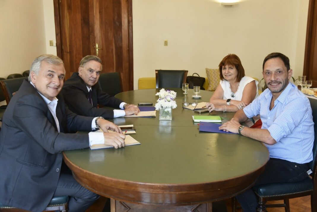 Los líderes de Juntos por el Cambio se reúnen para ordenar la interna opositora.