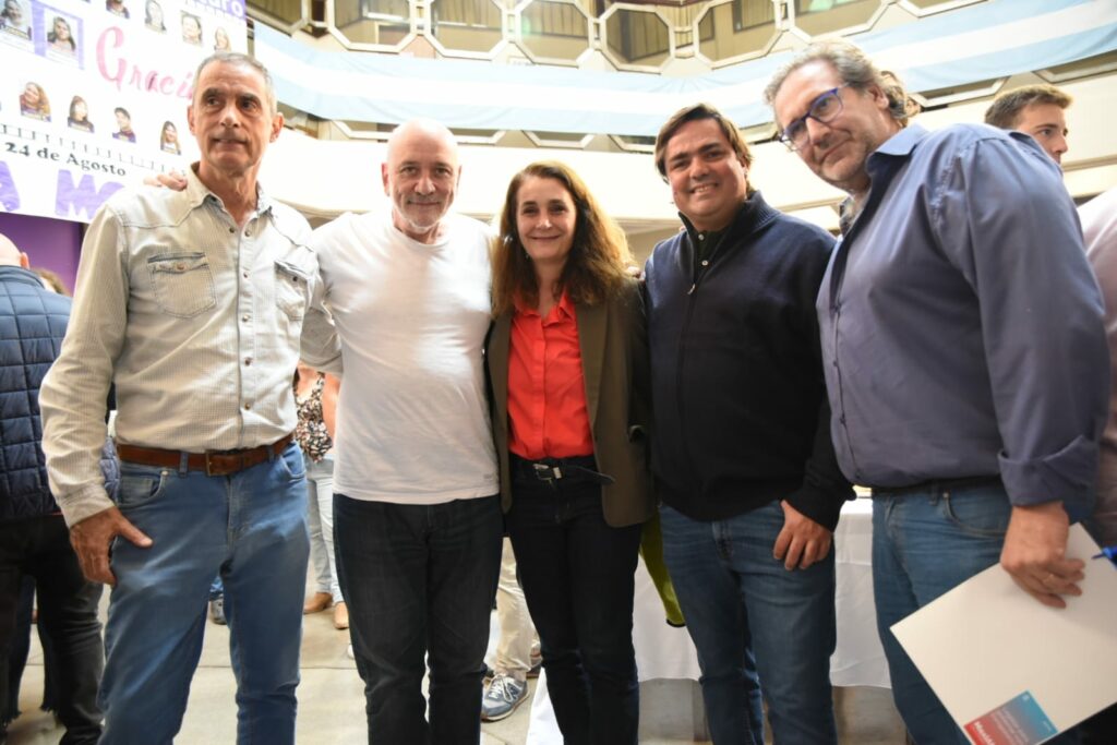 Los diputados Claudio Frangul, Viviana Dirolli, Emiliano Balbín y Julio Pasqualín.