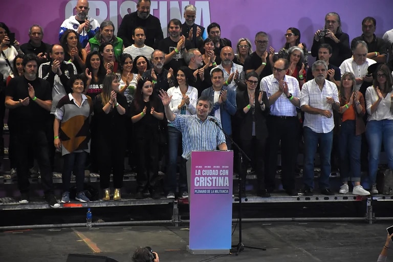 Máximo Kirchner: "Es complejo si cada sector pone en duda su aporte por un lugar en las listas"