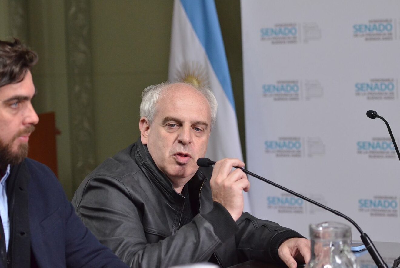 Alejandro Rabinovich le cedió el lugar a Christian Gribaudo en la Comisión de Obras y Servicios Públicos. 